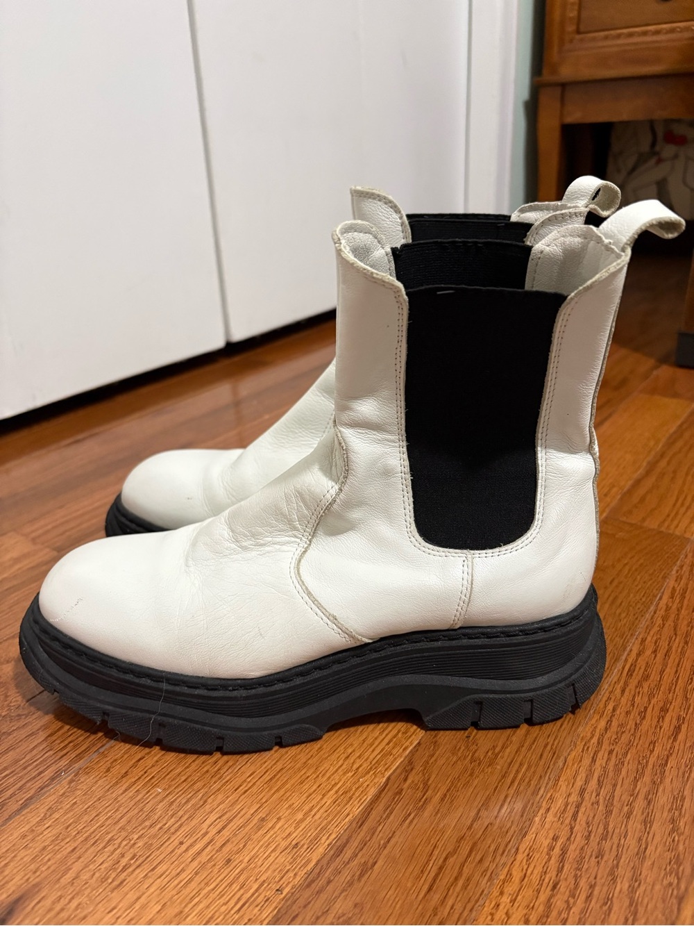 White Leather Chelsea Platform Boots
